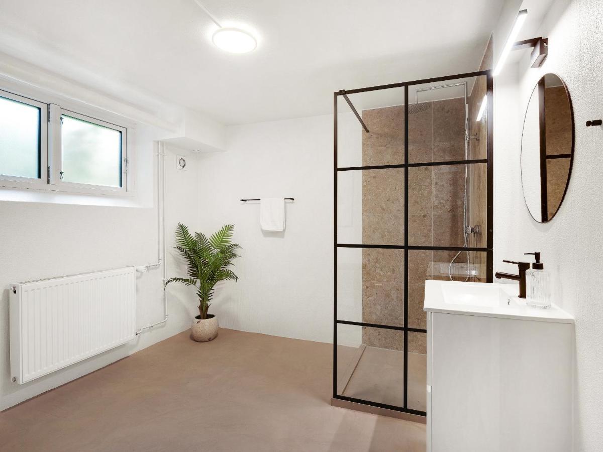 Sanders Charm - Cozy One-bedroom With Shared Garden Apartament